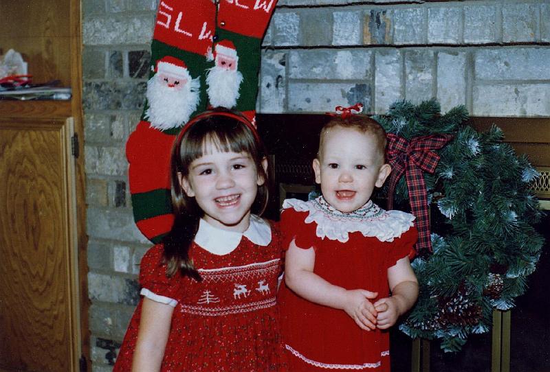 1991 Williams Family NRH, TX, Gretchen and Stephanie.jpg - 1991 - Williams Family Christmas card picture - North Richland Hills, TX